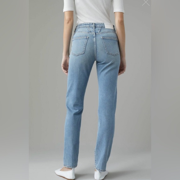 Closed Renton Jean - Picture 2 of 6